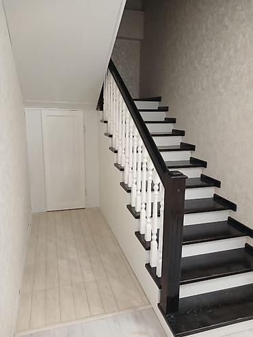 Деревянные лестницы: Деревянная лестница Для дома, Вид дерева: Орех, Форма лестницы: Много-маршевая, Стиль: Классический — 22