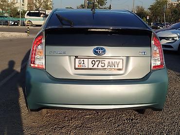 corolla s: Toyota Prius: 2014 г., 1.8 л, Автомат, Гибрид, Хэтчбэк — 5