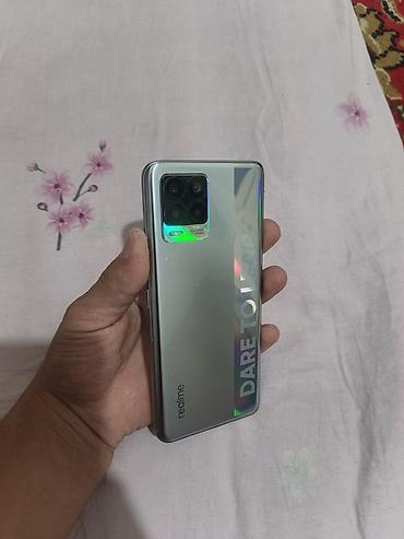 Уюлдук телефондор жана аксессуарлар: Realme 8 (RMX3085), серебристый корпус с фирменной надписью DARe TO — 1