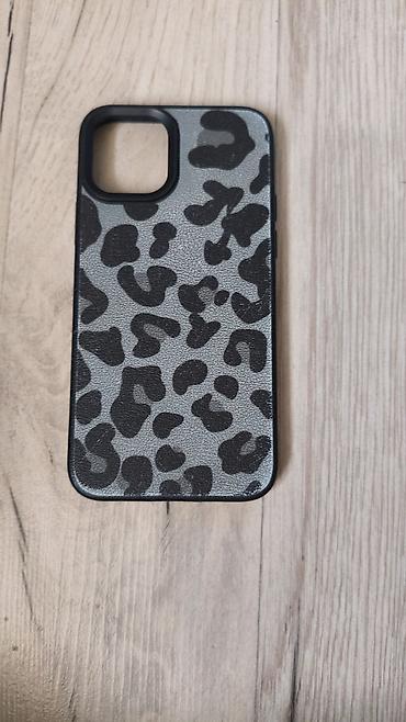 Чехлы: Набор чехлов для iPhone (разные модели, см. вырезы камеры на фото) — 13