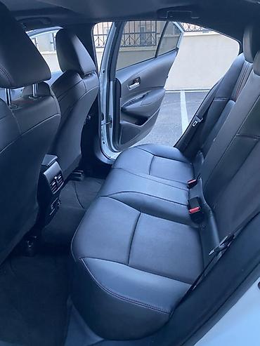 xpeng g3: Toyota Corolla: 2021 г., 1.2 л, Автомат, Бензин, Седан — 10