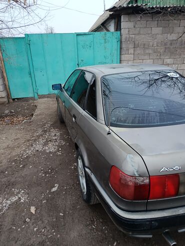 Audi: Audi 80: 1993 г., 1.8 л, Механика, Бензин, Седан — 2
