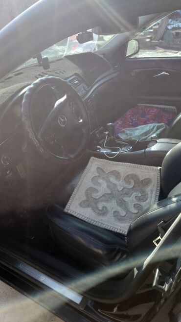 Mercedes-Benz: Mercedes-Benz E-Class: 2005 г., 1.8 л, Механика, Бензиновая — 6