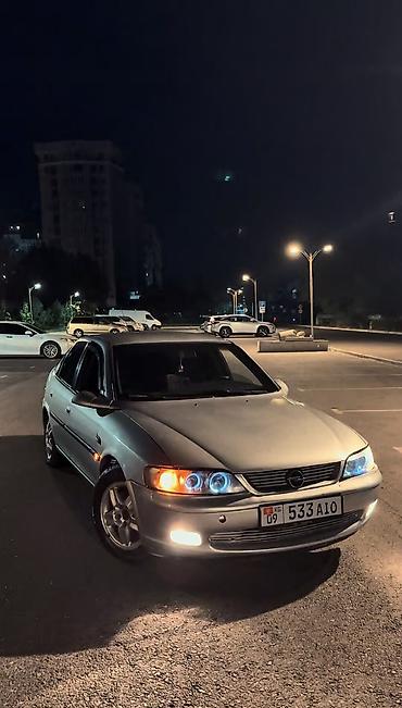 опел вектра б: Opel Vectra: 1998 г., 2.5 л, Механика, Бензин, Хэтчбэк — 4