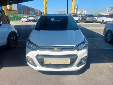 Chevrolet: Chevrolet Spark: 2018 г., 1 л, Автомат, Бензин, Хэтчбэк