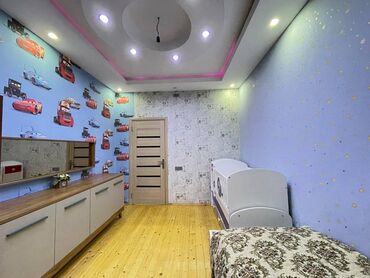 Həyət evləri və villaların satışı: 4 otaqlı, 120 kv. m, Orta təmir — 4