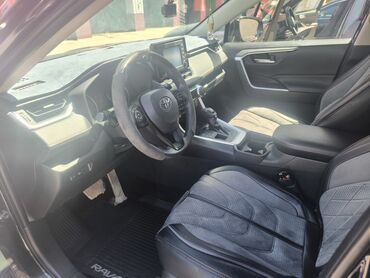 Toyota: Toyota RAV4: 2021 г., 2.5 л, Автомат, Бензин, Кроссовер