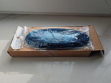 Emblemlər və nişanlar: Məhsul: Ford loqolu ön radiator emblemi (qara “blackout” dizayn) — 8