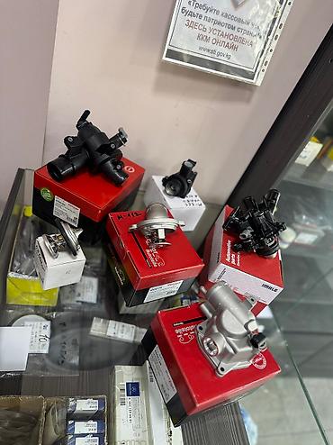 Термостаты: Термостат Mercedes-Benz 2024 г., Новый, Оригинал, Германия — 2