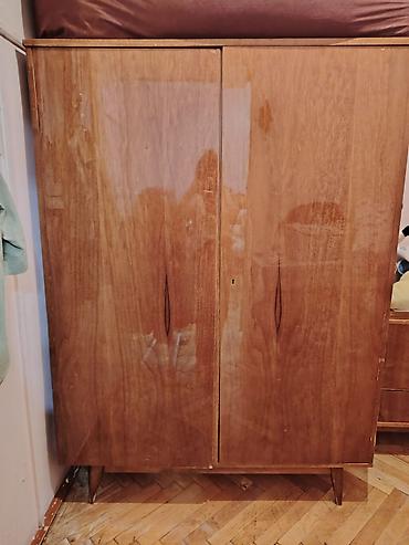 dola: Mebel dəsti – natural ağac örtüklü vintaj şkaf və komod - Material — 2
