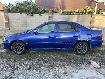 camry 55 exclusive: Toyota Avensis: 1999 г., 1.6 л, Механика, Бензин, Седан — 4