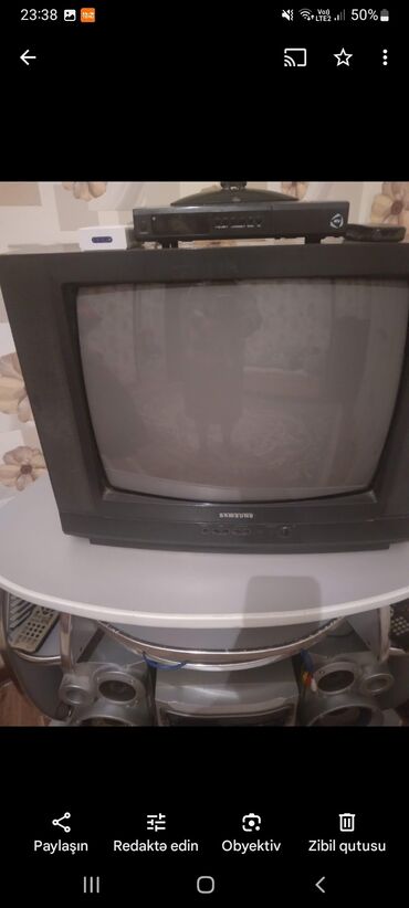 Televizor Samsung Ünvandan götürmə