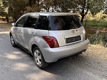 Транспорт: Toyota Ist: 2003 г., 1.3 л, Автомат, Бензин, Хэтчбэк — 5