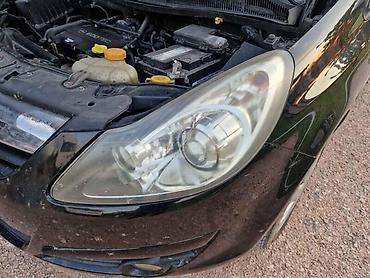 sa staklom: FAROVI SA SOCIVIMA ZA OPEL CORSA D | Cena je po komadu Svi delovi — 1