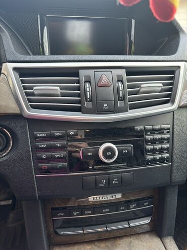 Mercedes-Benz: Mercedes-Benz E-klasa (W212) – limuzina, siva metalik - Motor i — 14