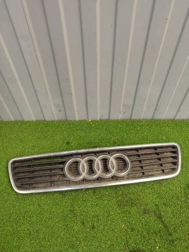 антена для машины: Решетка радиатора Audi A6 С 4 2 1995 (б/у)