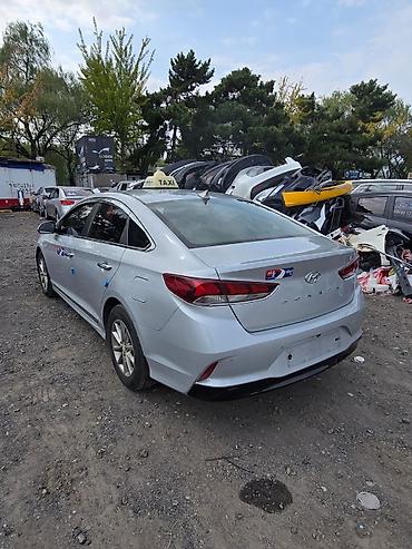 hongqi e hs3: Hyundai Sonata: 2020 г., Бензин, Седан — 5