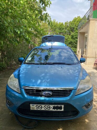 Ford: Ford Focus: 1.6 l | 2011 il Hetçbek — 2