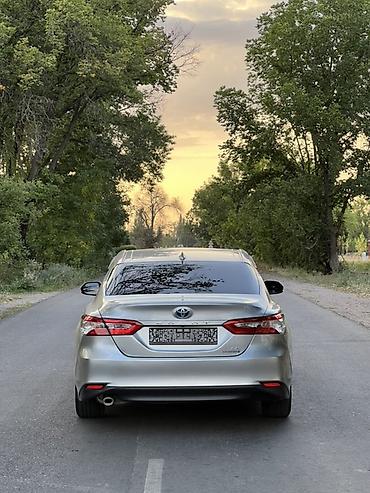 Продажа авто: Toyota Camry: 2020 г., 2.5 л, Вариатор, Гибрид, Седан — 3