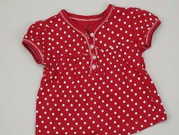 czerwona sukienka w groszki: Bluzka, 6-9 m, stan - Dobry
