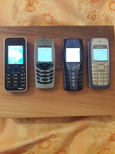mini telfon: Nokia 6110 Navigator, < 2 GB Memory Capacity, rəng - Mavi, Düyməli