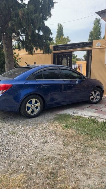Chevrolet: Chevrolet Cruze: 1.4 l | 2012 il 241717 km Sedan — 4