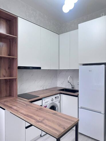 продается квартира западный автовакзал: 1 бөлмө, 34 кв. м, Жеке план, 3 кабат, Дизайнердик ремонт