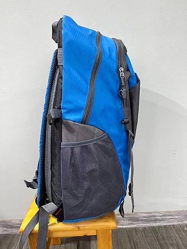 Туристические рюкзаки: 🎒 Рюкзак фирменный Легкий и компактный в черно-красном исполнении - — 16