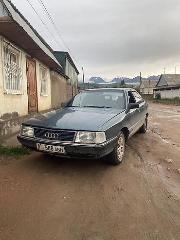 jac js6: Audi 100: 1990 г., 2.2 л, Механика, Бензин, Седан — 1