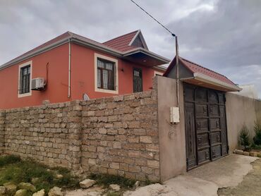 kohne suraxanida satilan heyet evleri: Binə 4 otaqlı, 100 kv. m, Orta təmir