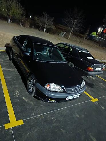 машина ист: Toyota Avensis: 2001 г., 1.8 л, Автомат, Бензин, Седан — 4