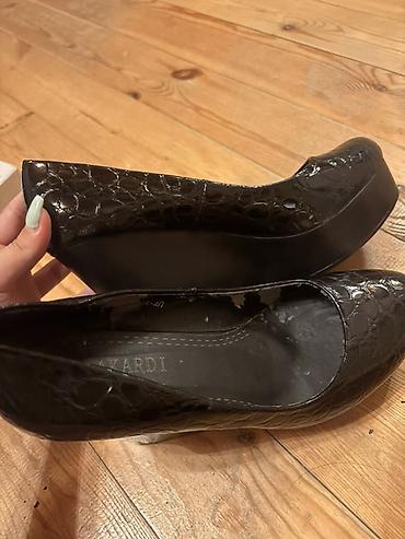 ayaqqabı 38р: Qadın üçün platforma dabanlı ayaqqabı - Model: Q closed toe — 1