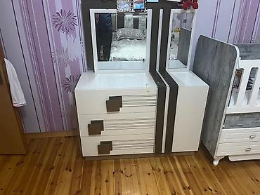 bed: Yataq otağı dəsti - Komplekt: iki nəfərlik çarpayı, 2 ədəd tumbə — 1