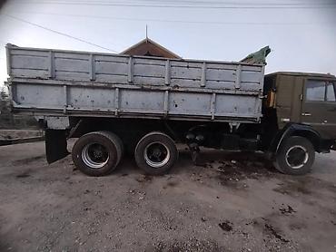 т 28 х4: Самосвал КамАЗ 6x4 - Конфигурация: трехосный самосвал (6x4). - Кузов — 2