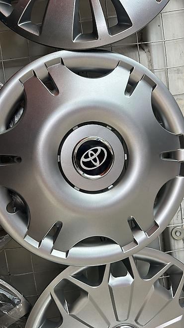 mitsubishi space runner: Колпаки R 15, Новый, Комплект — 1