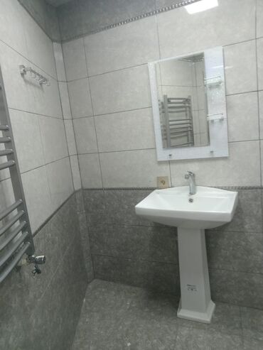 Uzunmüddətli kirayə mənzillər: Xırdalan İcra Hakimiyyətinin yanında 3 otaqlı 130kv. 600 manat əşyalı — 10