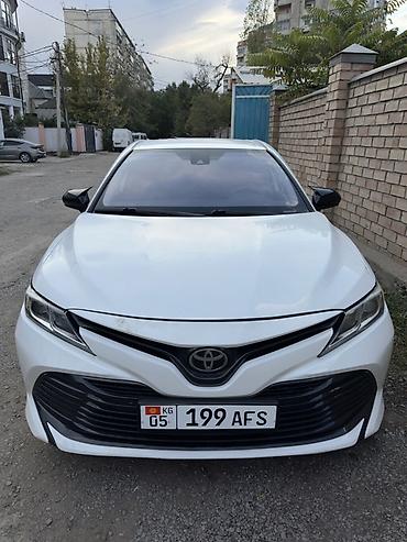 на тойота: Toyota Camry: 2020 г., 2.5 л, Автомат, Бензин, Седан — 1
