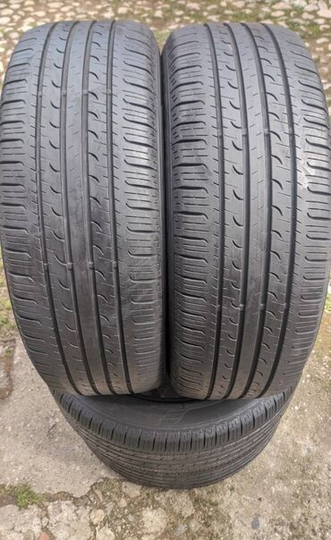 polovni automobili trstenik: 225 55 R19 Goodyear Efficent grip. Prodajem 2kom polovne letnje auto