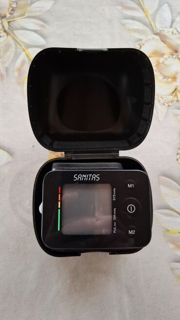 силиконовые вкладыши для бюстгальтера: SANITAS bilək tipli təzyiq ölçən - Kompakt, daşıması rahat dizayn;