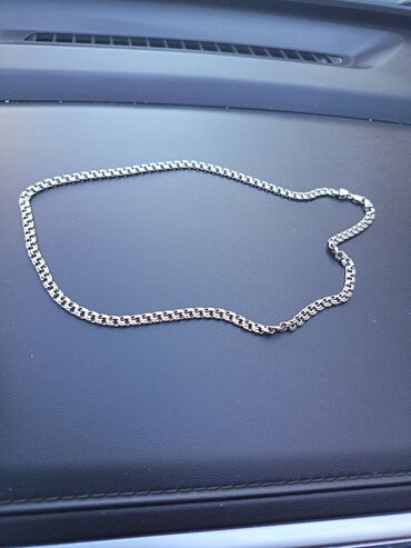 beş qaş uzuklər: Gümüş