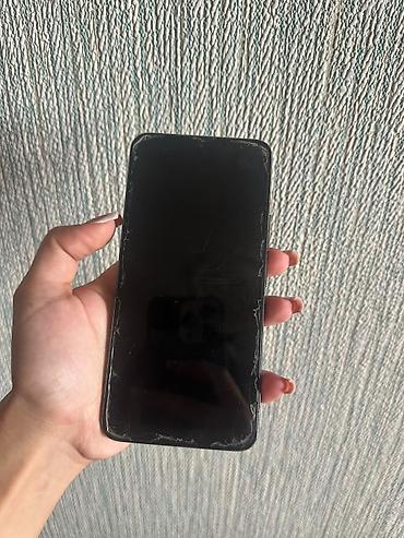 teləfon: Samsung Galaxy S22, 128 GB, rəng - Qara, İki sim kartlı — 4