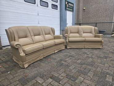 Stilske garniture: Kožna garnitura – set od dve sofe u bež boji - Model: klasični dizajn — 10