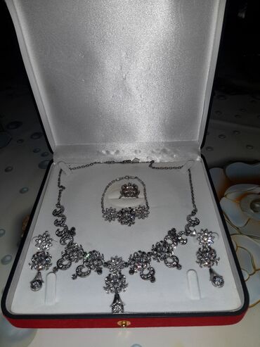 qızıl zinət əşyalarının satışı: Kulon, Gümüş