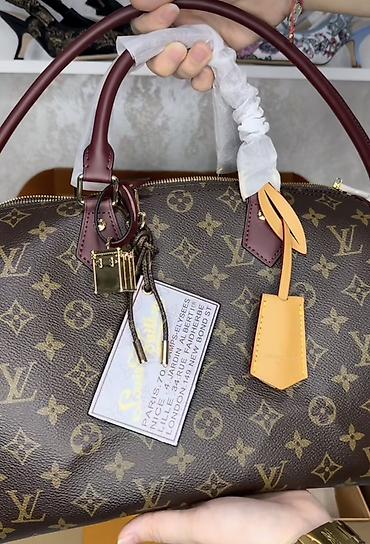 липучки на чехол: Сумка Louis Vuitton 30 см 
Канва кожа 
Новый 
Двойной каробке — 4