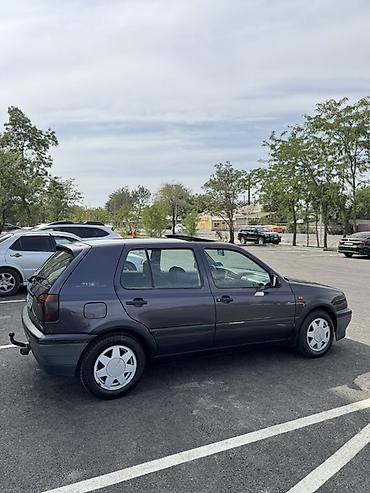 bugatti veyron: Volkswagen Golf: 1992 г., 1.8 л, Механика, Бензин, Седан — 5