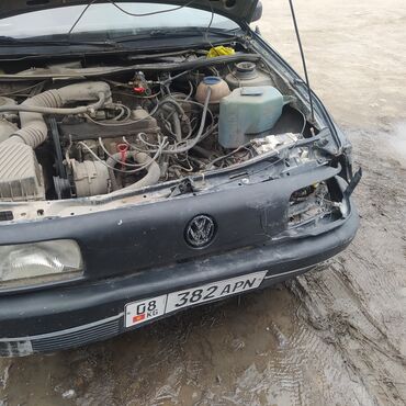 Volkswagen: Volkswagen Passat: 1991 г., 1.8 л, Механика, Газ, Универсал