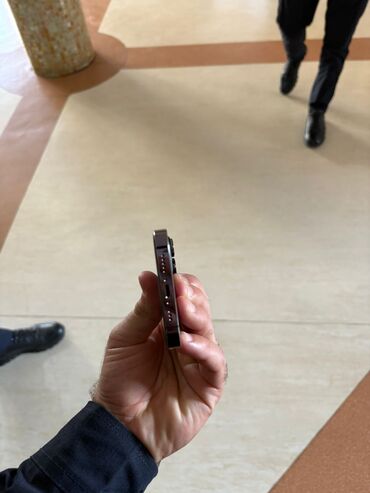 iphone se 2 baku: IPhone 14 Pro, 256 ГБ, Deep Purple