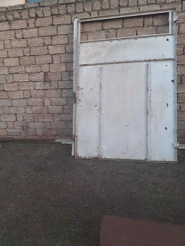 otag qapi: Dəmir qapı 
eni 4 m. hündürlüyü 3m — 1