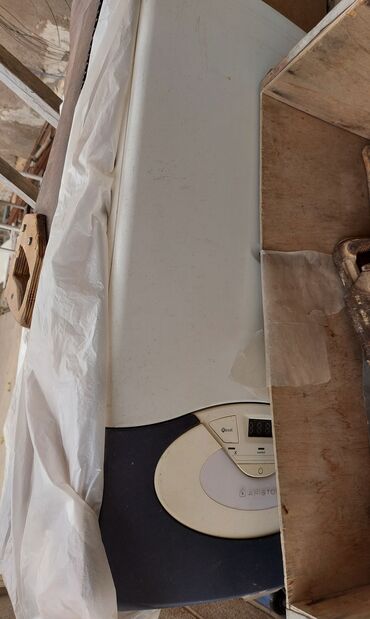 panel radiatorlar: Kombi Ariston 24 kVt