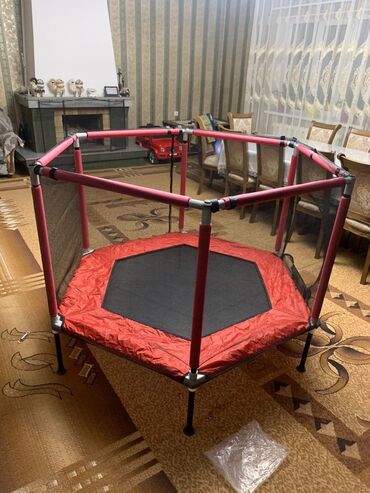 модульная мебель: Детский батут 160 см Выдерживает 60-80 кг Отличного качества для